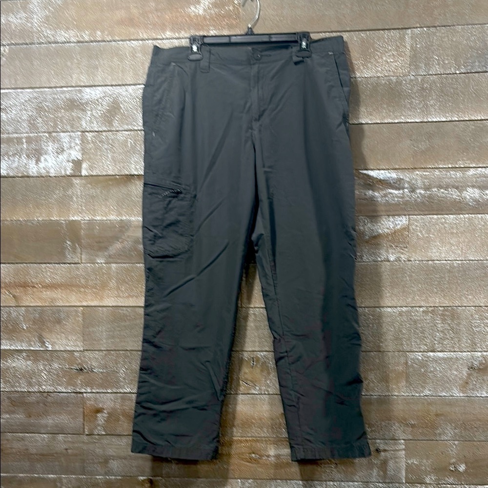 Columbia dark grey nylon cotton blend utility pant size 36x30